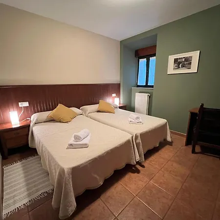 Fogar Dos Antigos Mazaricos