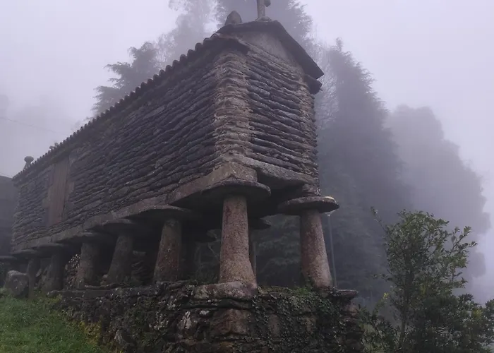 Fogar Dos Antigos Hotel Mazaricos